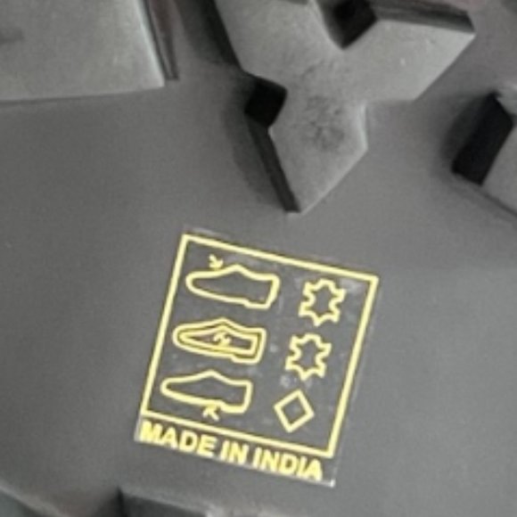 NEW! FREE PEOPLE Lug Sole leather sandal in pebble grey, Size 37 (US 6.5) - Picture 13 of 16